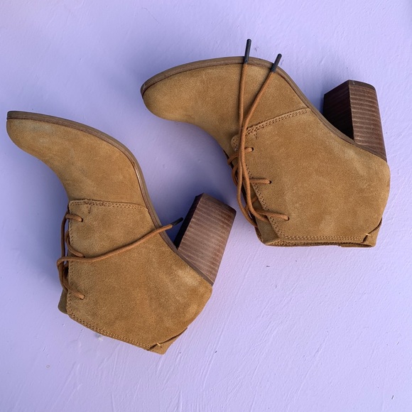 TOMS lantana light brown camel bootie suede boots size 8 ankle heels tie front - Picture 5 of 8